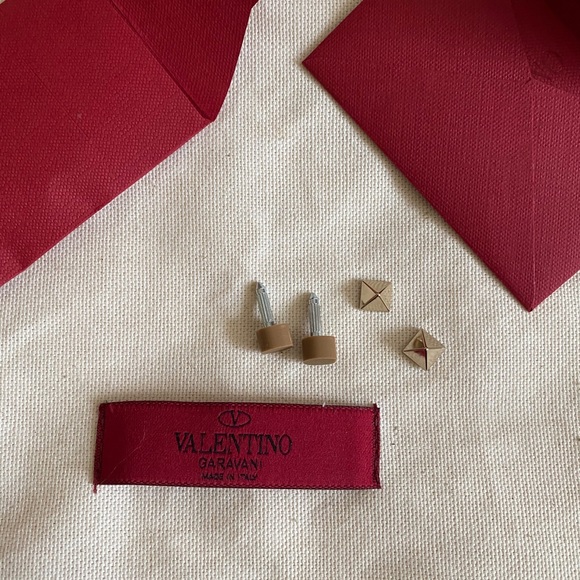 SOLD Valentino Rockstud Leather Slingback Pumps - Picture 7 of 11